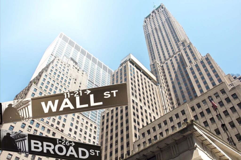 Stocks Fall on AI Slowdown Fears and Rising Crude Oil Prices Stocks Fall on AI Slowdown Fears and Rising Crude Oil Prices